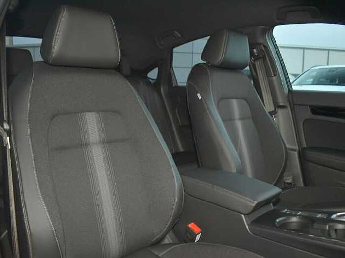 Honda Civic e:HEV Sport... Sport