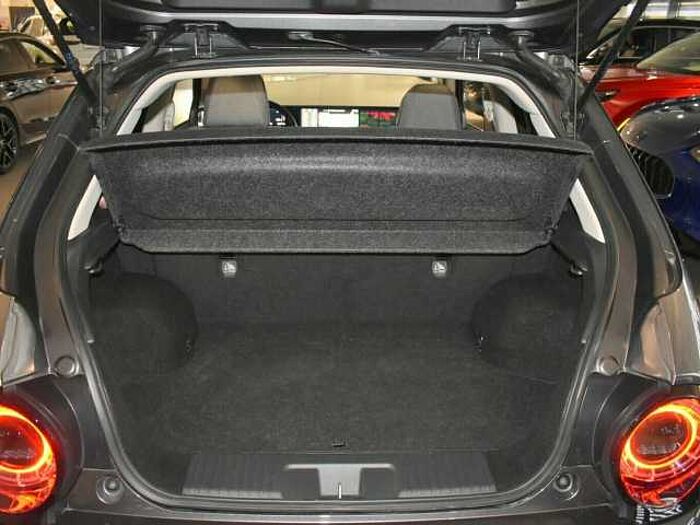 Honda e Advance 17'... Advanc 17'...