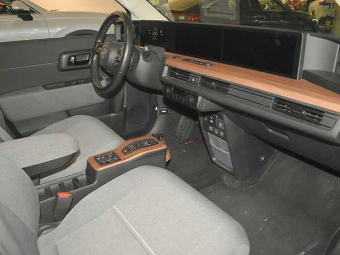 Honda e Advance 17'... Advanc 17'...