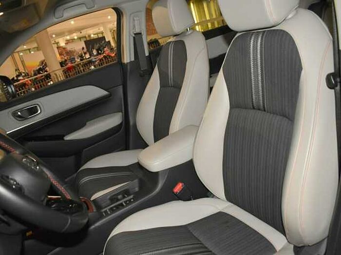 Honda HR-V Advance Style...